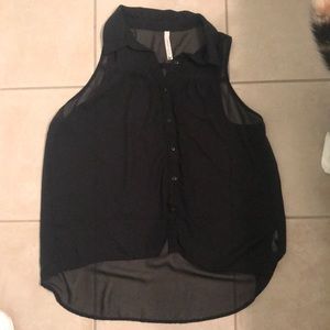 Paper crane sheer black top